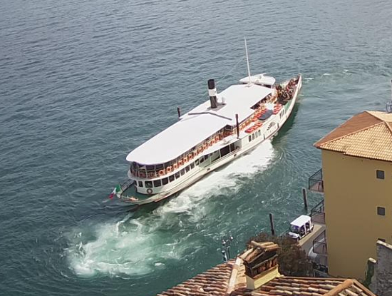 motor paddle vessel at limone